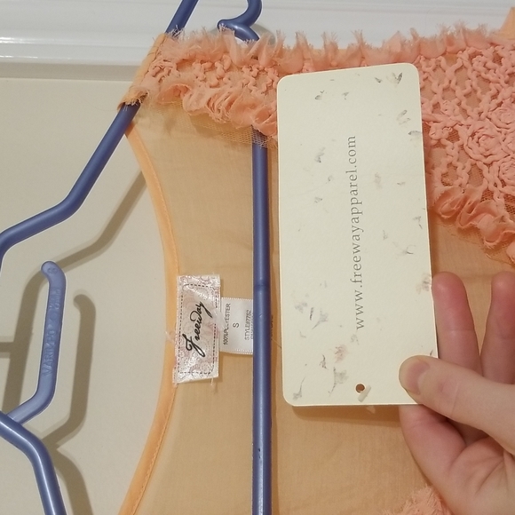 Freeway Apparel Dress - Picture 2 of 3